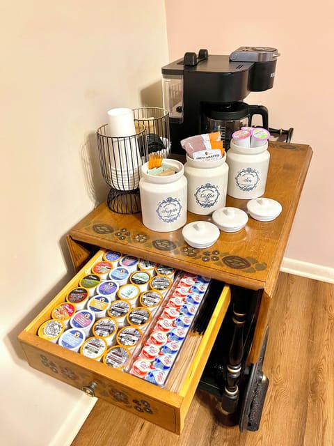 Fully stocked coffee bar! Drip coffee or Keuirg. Regular coffee, decaf, & tea!