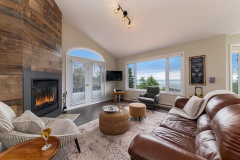 Fireplace glow and good company, that's the life.