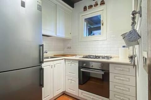 F9c76f6c a6e9 47fd b1a0 643bc69b4870