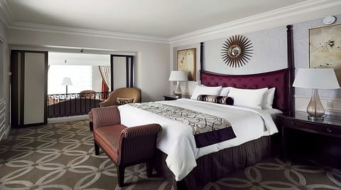 Unit with King size bed