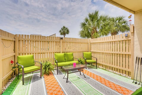 Panama City Beach Vacation Rental | 1BR | 1BA | 608 Sq Ft | 1 Step to Enter