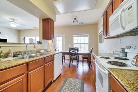 Kitchen | 1st Floor | Dishwasher | Complimentary Spices