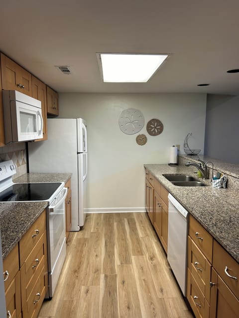 Fully stocked kitchen