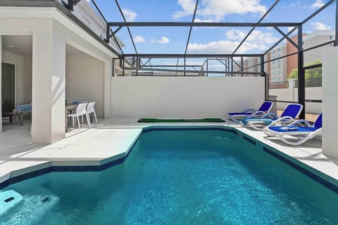 Private Pool & Patio