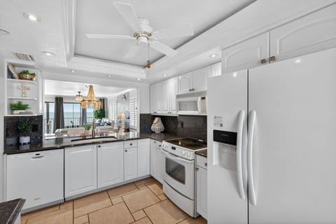 Clean, modern kitchen w/ ample counter space & everything needed to cook in.