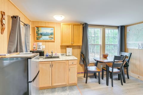 Dining Area | Dishware/Flatware