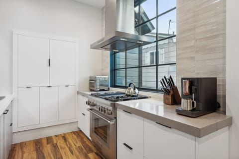 Main level gas range kitchen