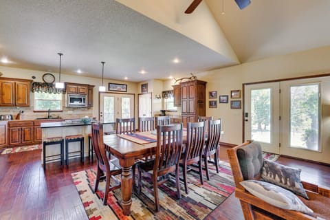 Dining Area | Dishware & Flatware Provided | Main Level