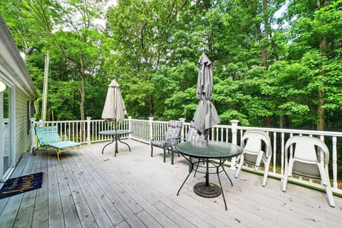 Kuttawa Vacation Rental | 3BR | 2BA | Steps Required | 1,468 Sq Ft