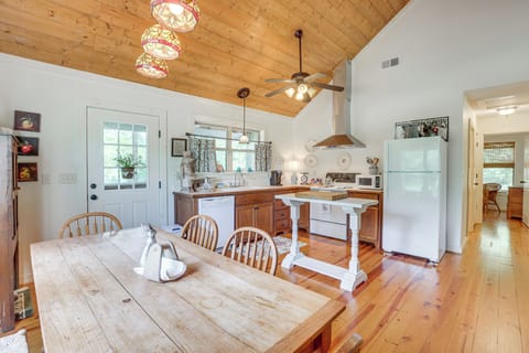 Lawley Vacation Rental | 2BR | 1BA | 4 Steps to Enter | 963 Sq Ft