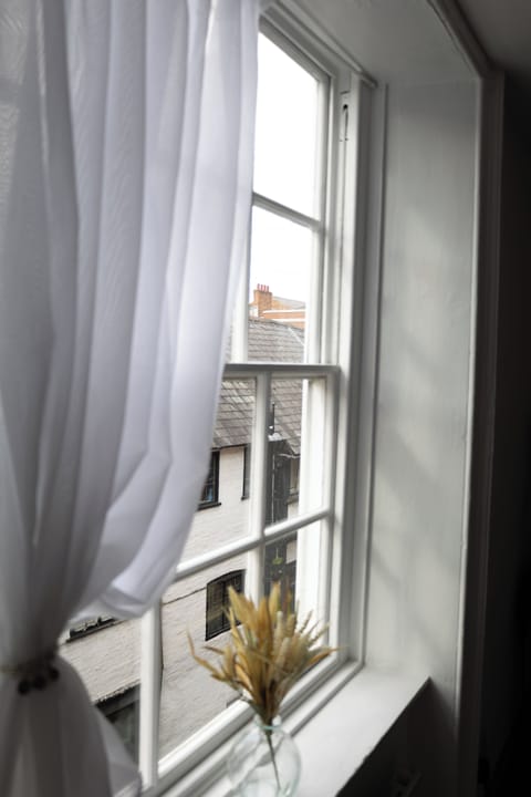 Chester Holiday Rental Bedroom window