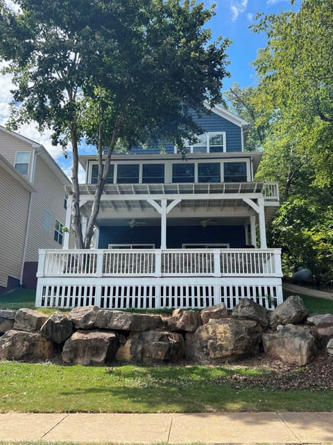 Back porch facing Lake