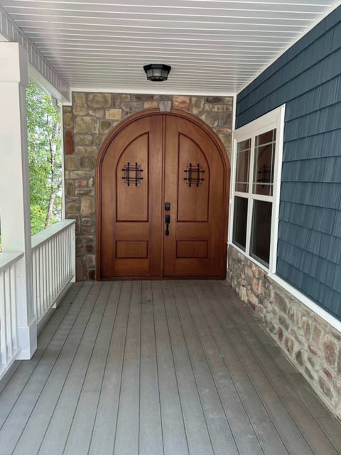 Front Entryway
