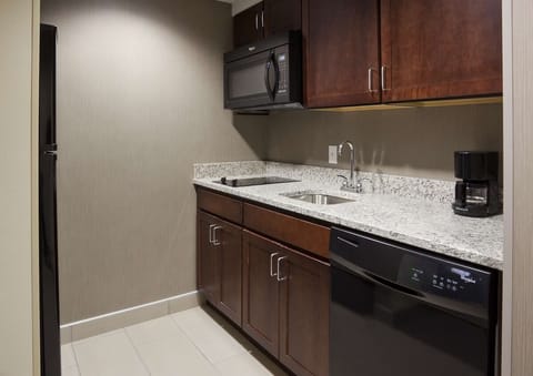 Cook and snack anytime with the convenient in-room kitchenette.