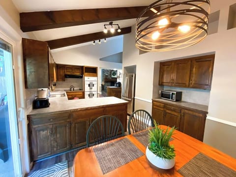 Lots of Kitchen Counter Space