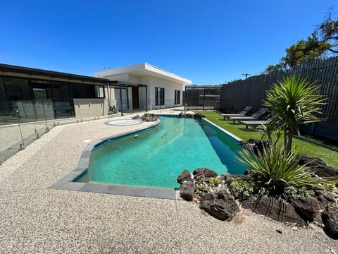 Outdoor Entertaining with Pool, Tennis, BBQ