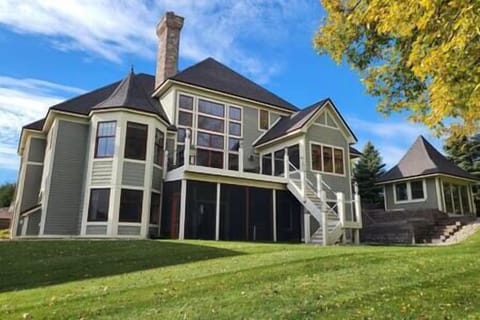 4c47c3db c3a7 4e5b a128 4f17ee4f1164