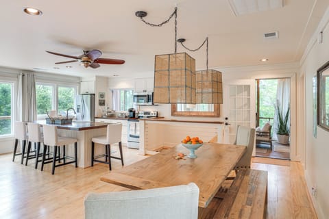 Dining Area | 1st Floor