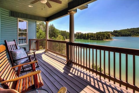 1653LPooQMU2wU-20230418191408