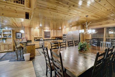 1541eIv5olBcTQ-20220516105948