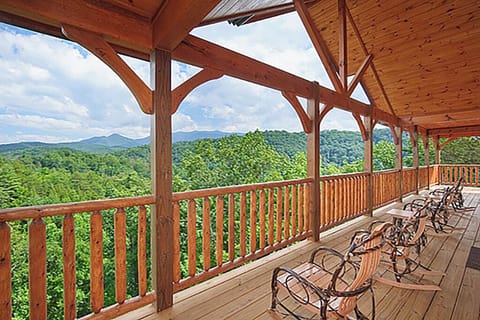 7029EU6w5YI9f-20210407123316