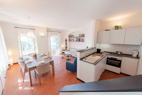 Kitchen and dining area