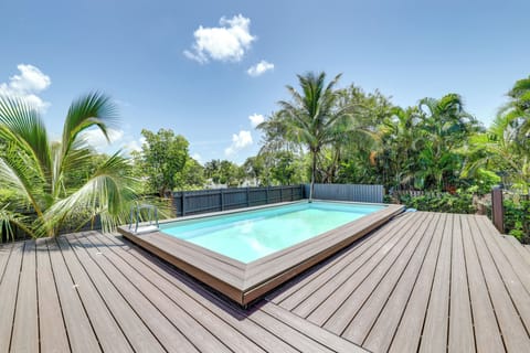 Delray Beach Vacation Rental | 3BR | 2BA | 1,540 Sq Ft | Small Step to Enter