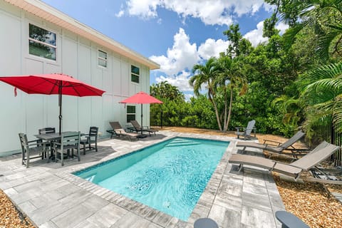 Pool area has plenty of spaces for seating and lounging