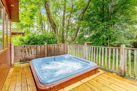 Blenheim Lodge Hot Tub