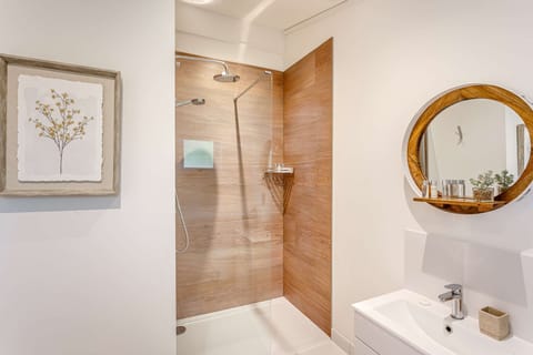 Oxford Lodge Double Bedroom Ensuite