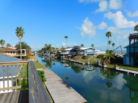 Beautiful Canal views!