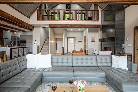 Sitting on this couch you will have magnificent views in every season!