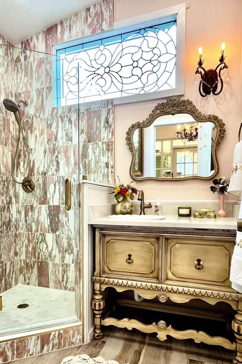 A bathroom fit for a princess…Princess YOU! 😉