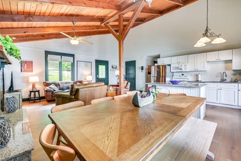 Dining area | open concept DR, LR, Kitchen