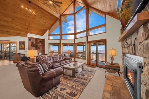 Welcome to Soaring Eagles View!