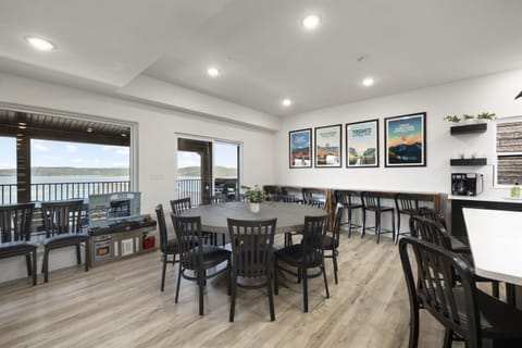 Nature Lodge - Main Level: Dining Room seating 19