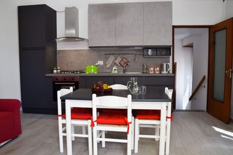 Dining Room, Kitchen