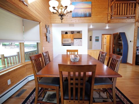 Shore Thing with Bunkhouse on Drummond Island (3788)