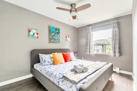 Spacious Room Featuring A King Bed And Beautiful Natural Light