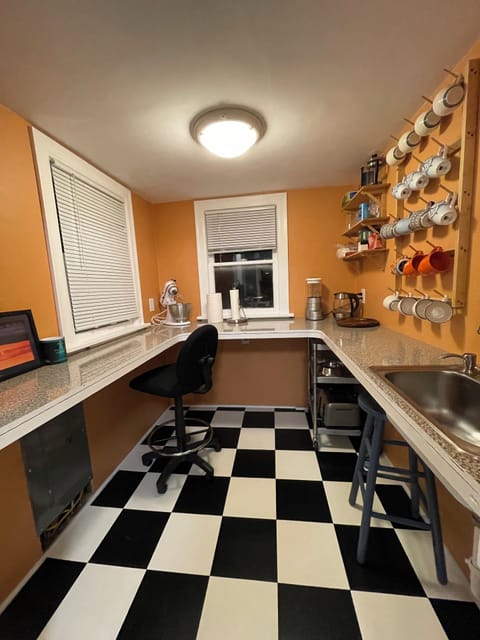 Coffee nook/ work space