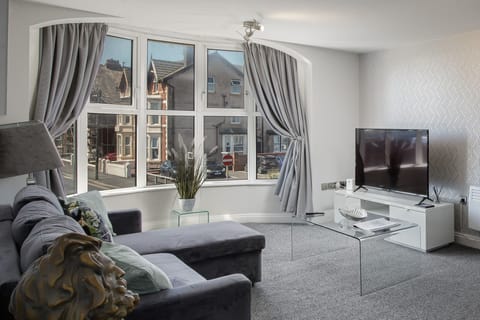 Living Room / Lounge