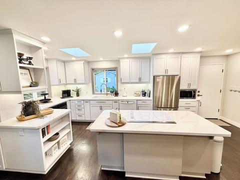 Video Walkthrough:
https://www.youtube.com/watch?v=QIlYuDIZkYs