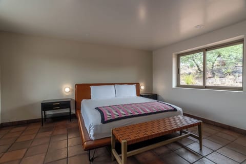King bed