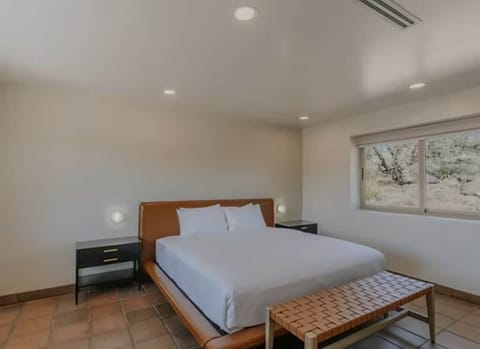 King bed