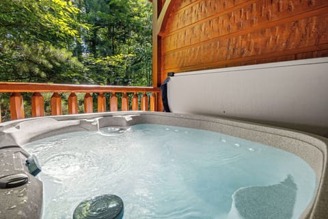 Private hot tub