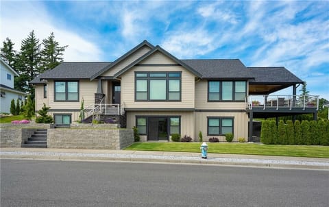 Front Exterior from road
