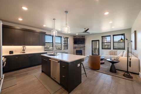 Contemporary & Cozy Living Space