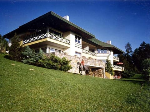 Vacation apartment no. 2 for 2-4 persons - Villa Laetitia Apartment in Spittal an der Drau