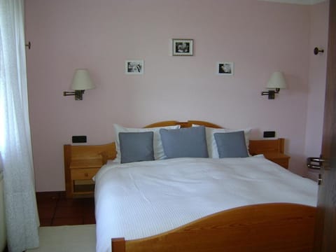 Vacation apartment no. 2 for 2-4 persons - Villa Laetitia Apartment in Spittal an der Drau