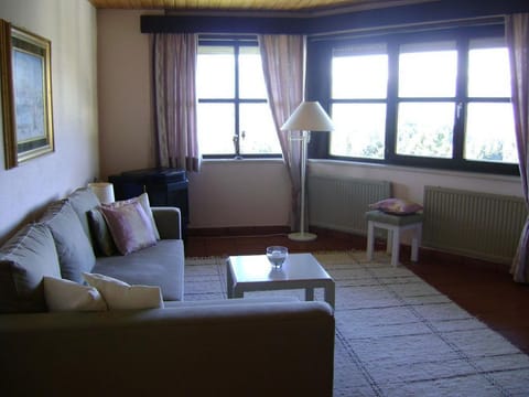 Vacation apartment no. 1 for 2-4 persons - Villa Laetitia Apartment in Spittal an der Drau